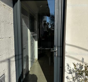 1677055518121